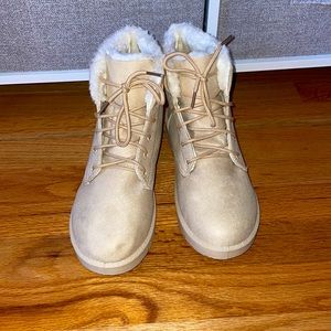 Sport Fashion Shoes “Furry Uggs” Women’s 8